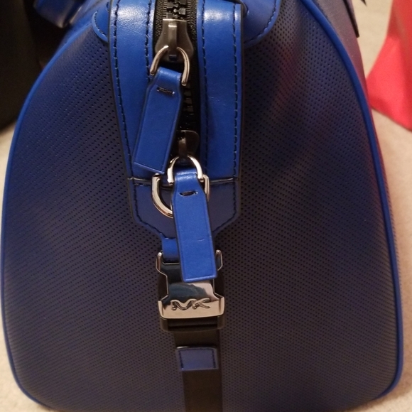 Traded Michael Kors Weekender Bag - Picture 7 of 8